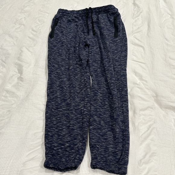 Balance Collection joggers - Picture 3 of 5